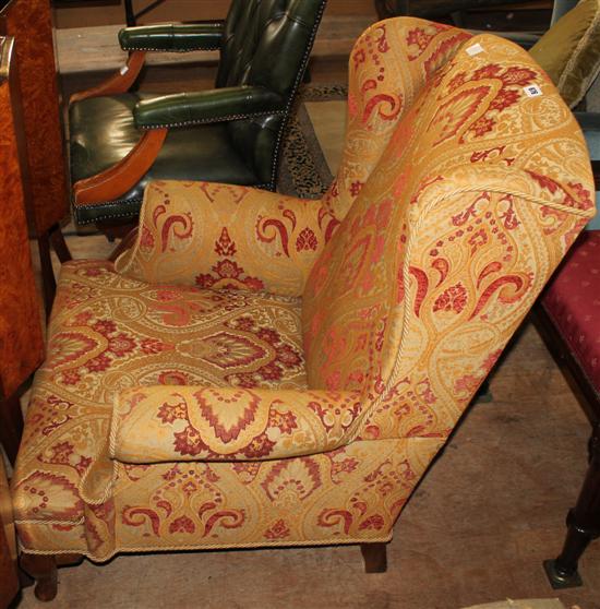 Wing armchair